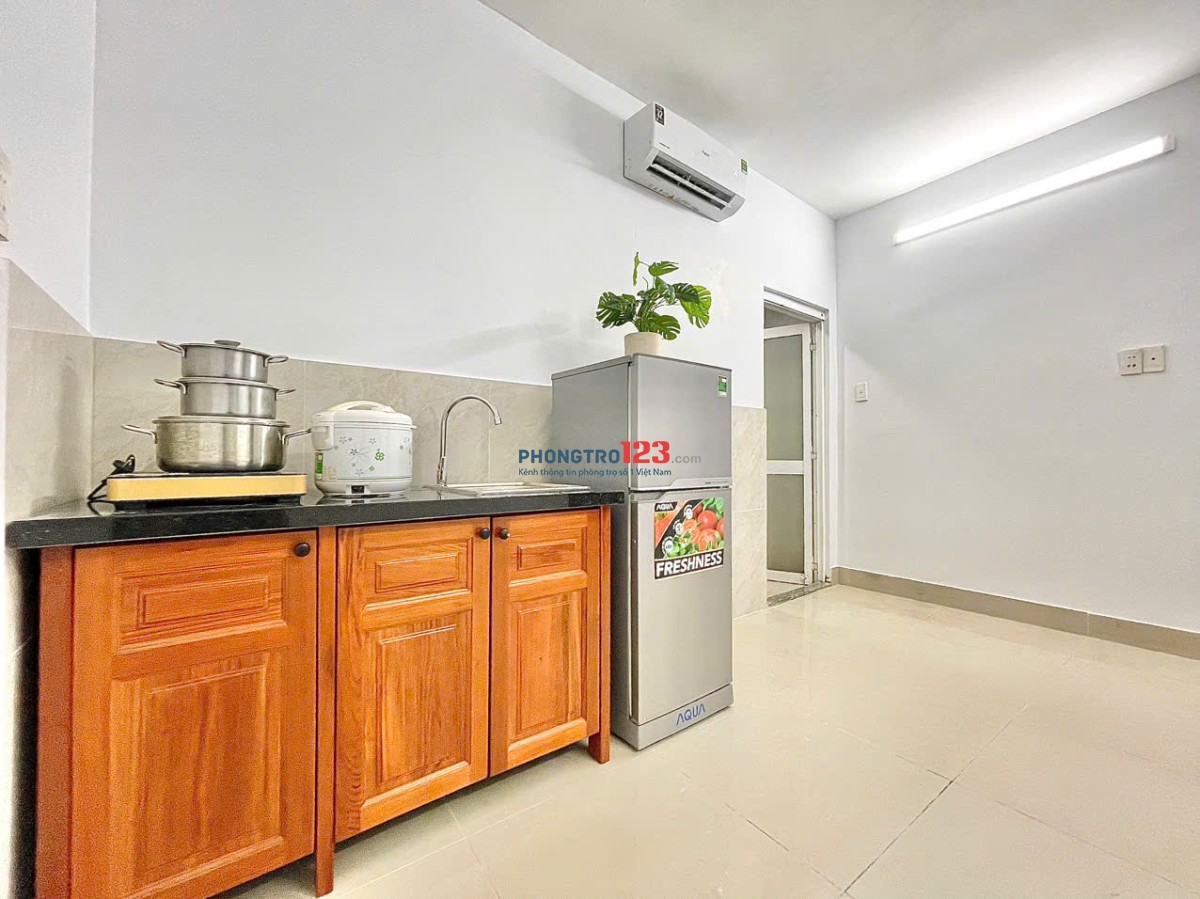 PHÒNG MỚI XÂY THOÁNG MÁT NGAY THÍCH QUẢNG ĐỨC, NGÃ 4 PHÚ NHUẬN