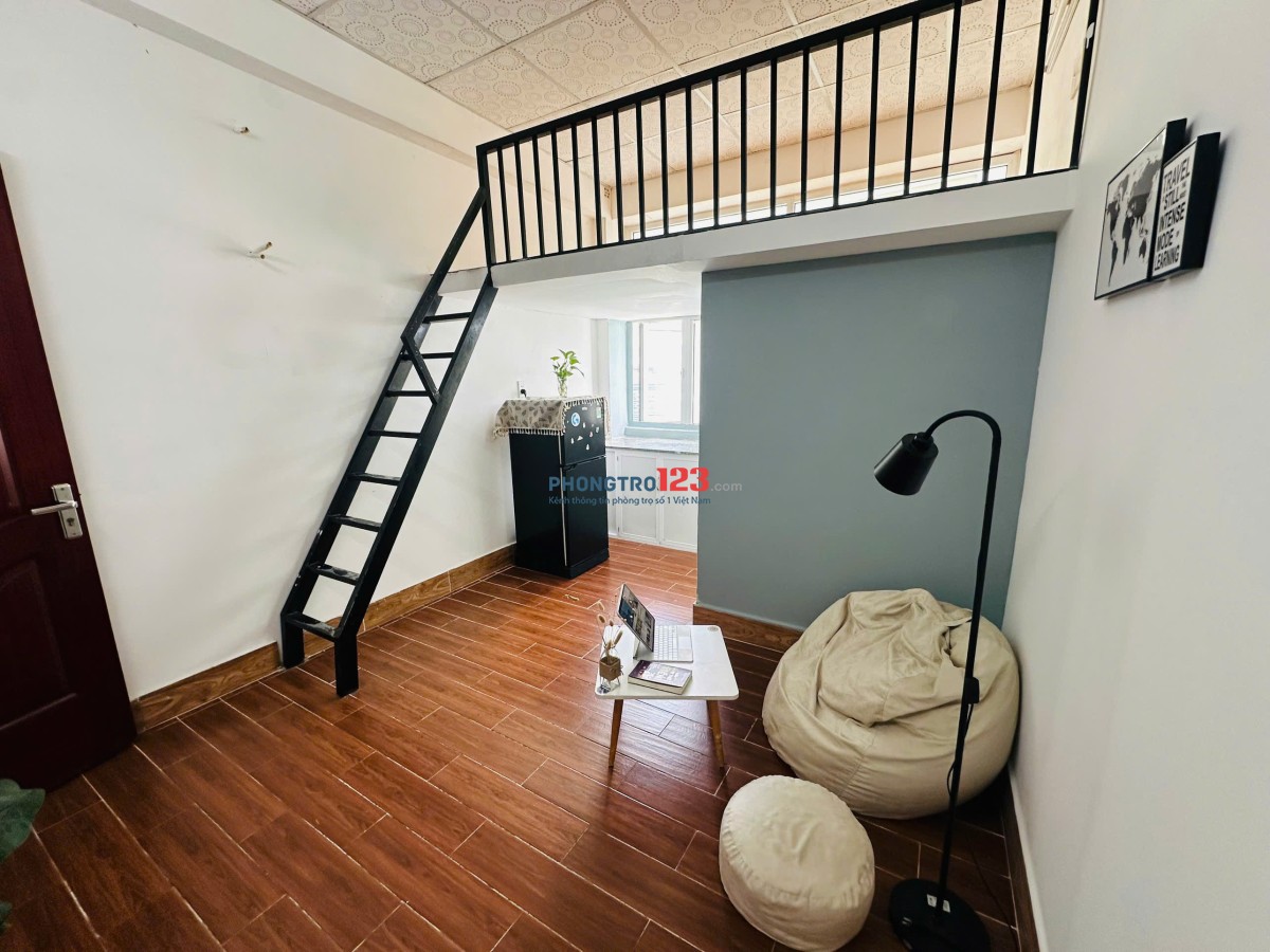 Phòng trọ 32m2 có gác lửng full nội thất đường Ung Văn Khiêm kế bên Đại Học Giao Thông Vận Tải