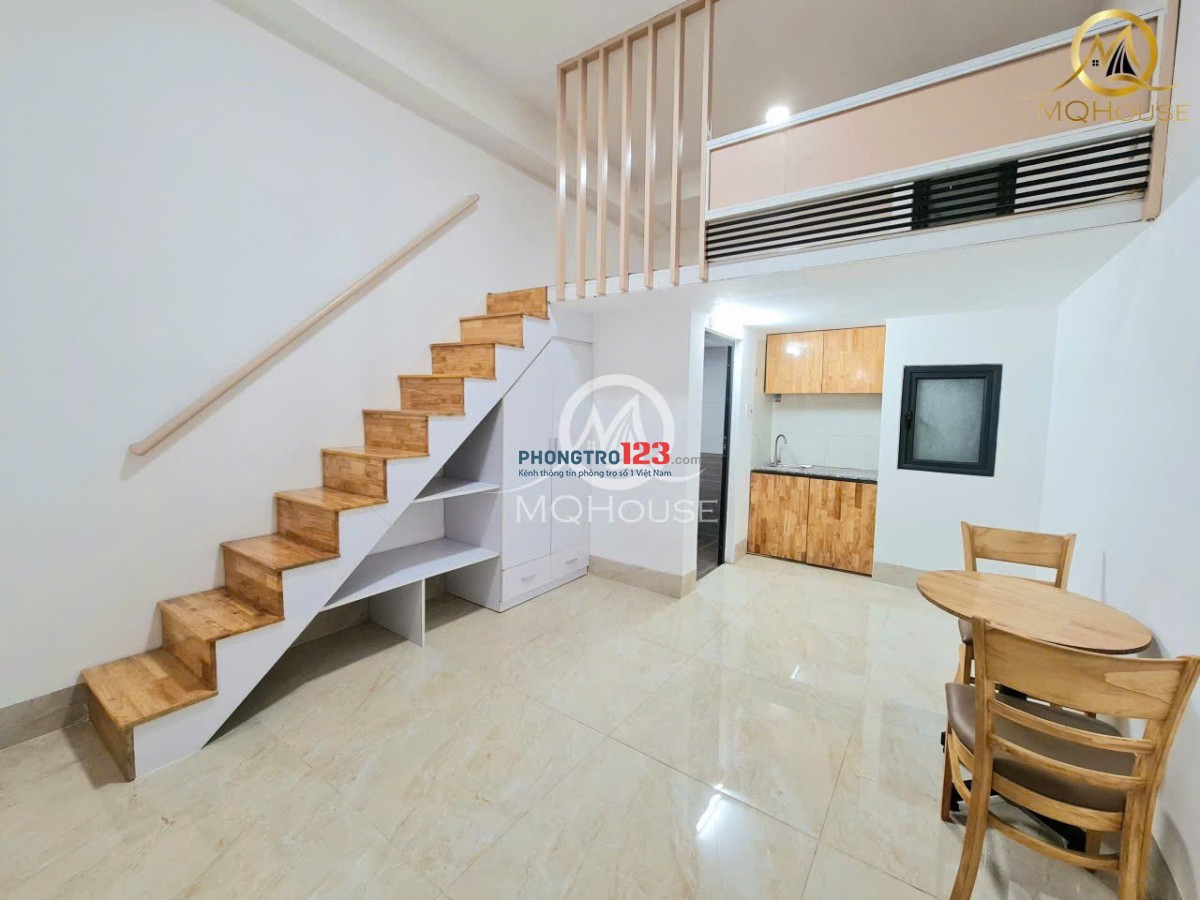 Cho thuê căn hộ gác lửng rộng rãi, cửa sổ – Nguyễn Gia Trí D2, Bình Thạnh gần HUTECH, UTH, UEF, FTU
