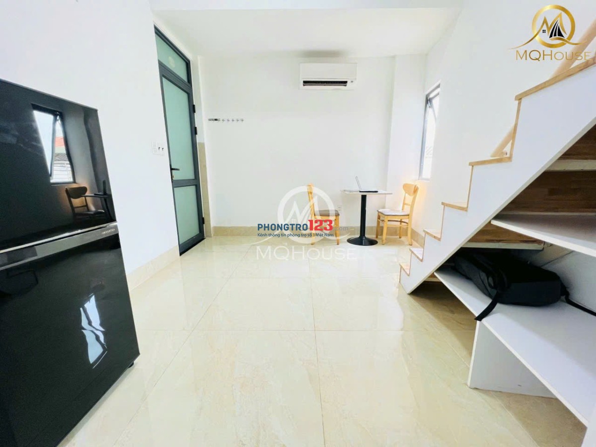 Cho thuê căn hộ gác lửng rộng rãi, cửa sổ – Nguyễn Gia Trí D2, Bình Thạnh gần HUTECH, UTH, UEF, FTU