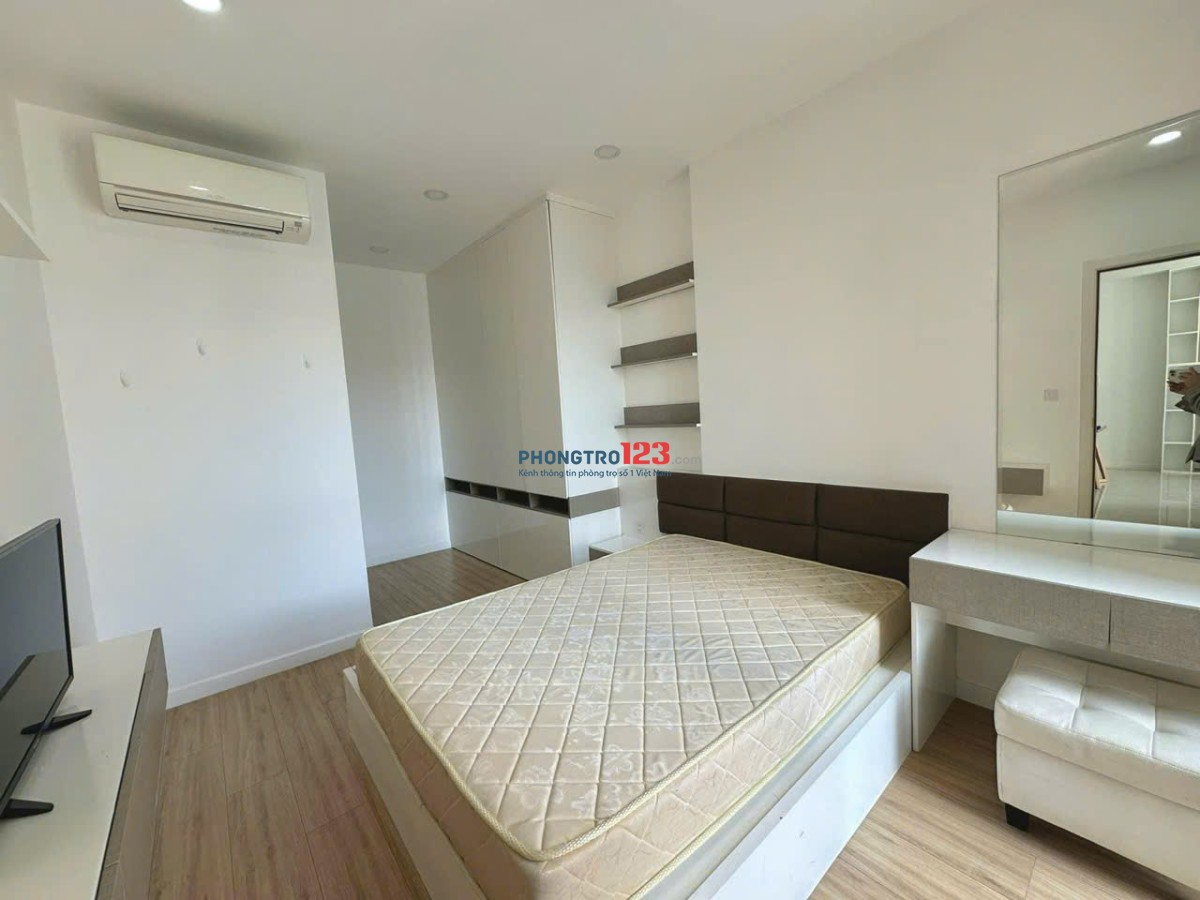 Chung cư Viva, Võ Văn Kiệt, Q6: 3p ngủ, Full NTCC, 16triệu, 90m2