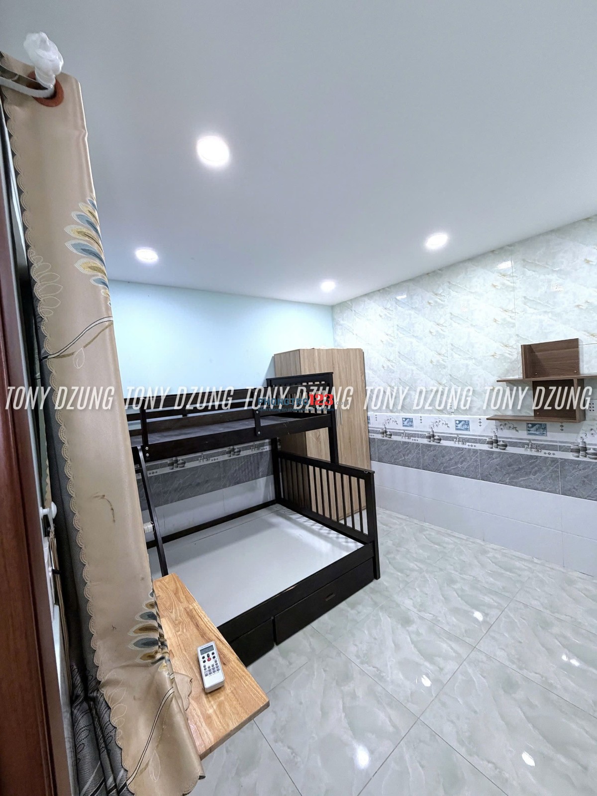 PHÒNG BAN CÔNG + CỬA SỔ + FULL NỘI THẤT- GẦN ĐH NGUYỄN TẤT THÀNH Q.12 - GIÁ CHỈ CÓ 3TR