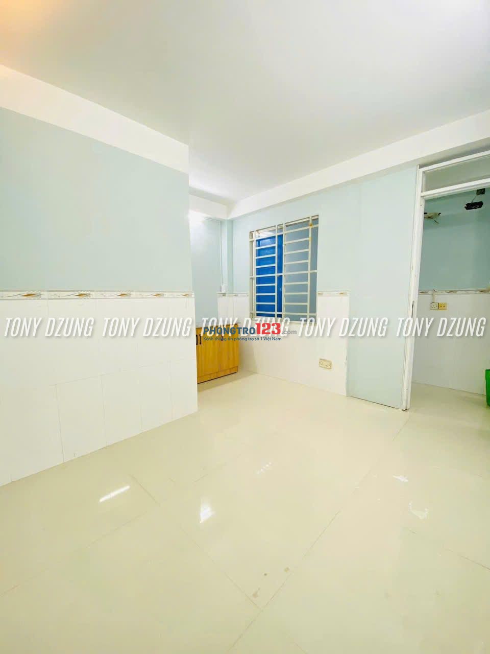 Phòng trống, cửa sổ thoáng, tủ bếp & wc riêng, Gần ĐH Văn Lang cs3 & ĐH Công Nghiệp