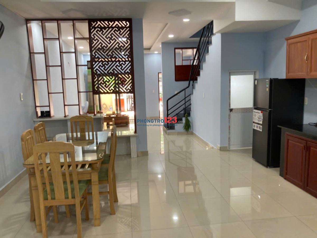 Cho thuê nhà Vườn Thiên Đàng 1 Ecolakes Mỹ Phước, giá 12tr bao phí quản lý