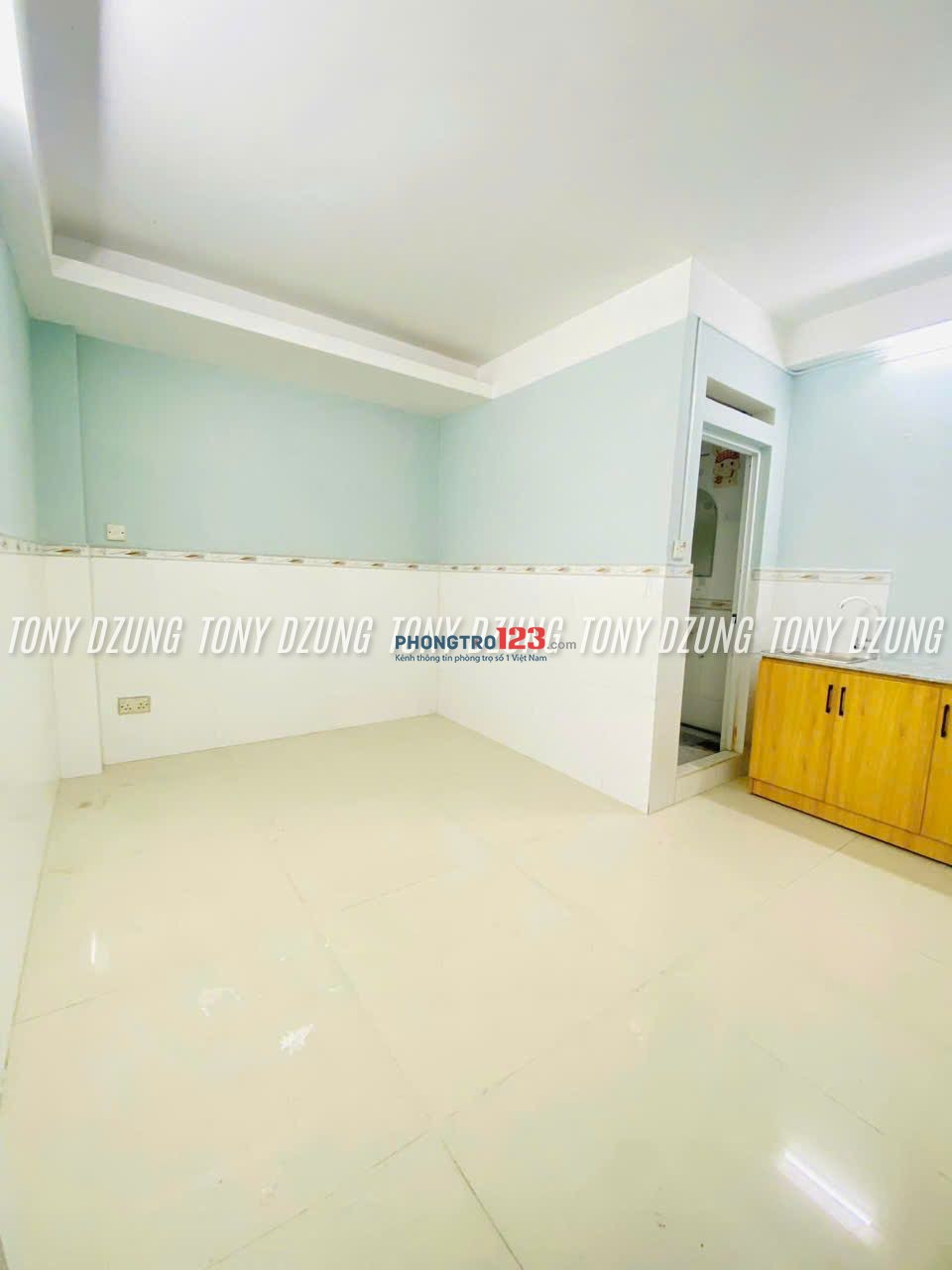 Phòng trống, cửa sổ thoáng, tủ bếp & wc riêng, Gần ĐH Văn Lang cs3 & ĐH Công Nghiệp