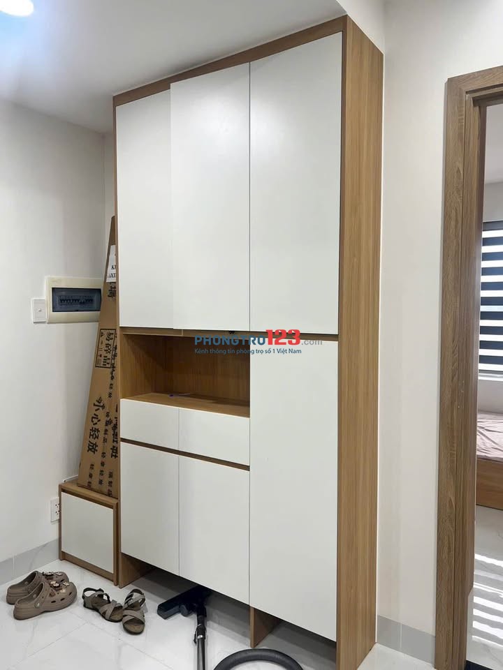 Cho thuê chung cư Cộng Hoà Plaza, 2PN, 80m2, NTCB giá thuê 12tr/tháng