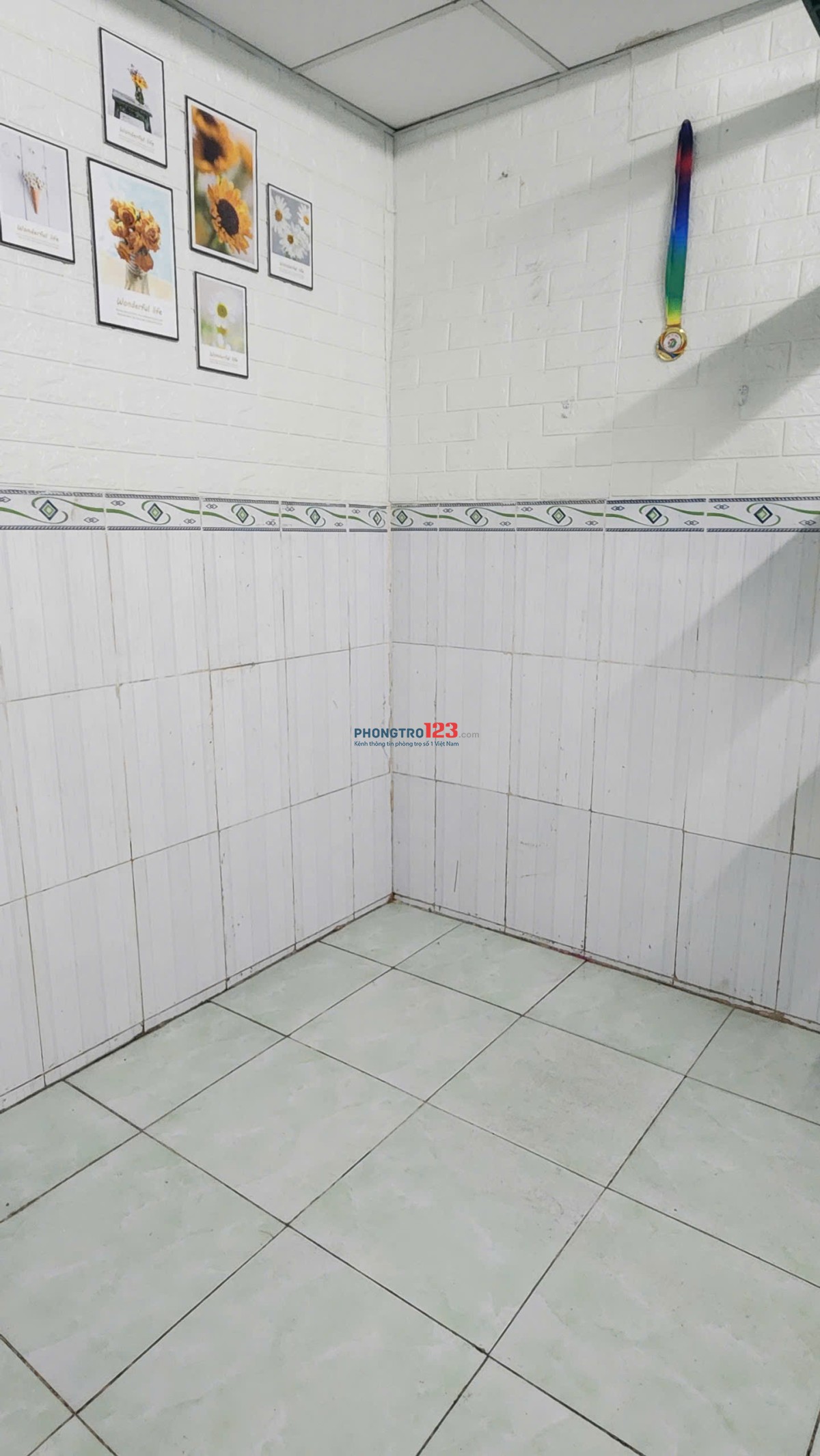 Cho thuê phòng trọ có gác, có ban công, thoáng mát, yên tĩnh như nhà phốgần ĐH Công nghiệp, Văn Lang