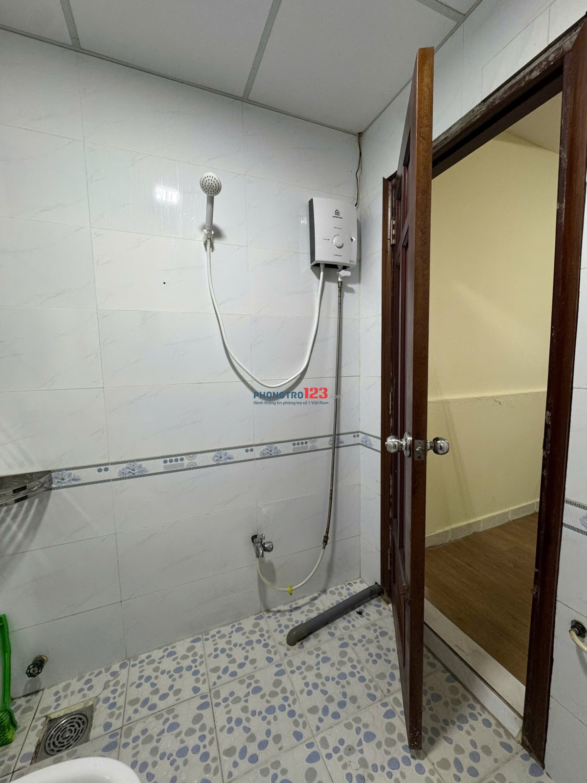 Cho thuê phòng 25m ngay Phan Xích Long, ở được 3 người, full nội thất như hình
