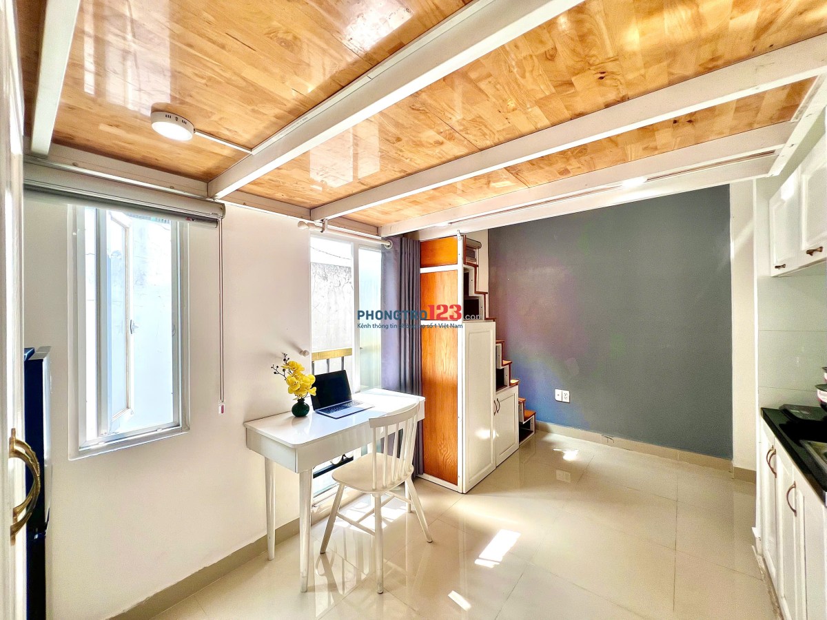Gác lửng đón nắng cửa sổ trời full tiện nghi - Phạm Văn Chiêu gần Công viên Làng Hoa