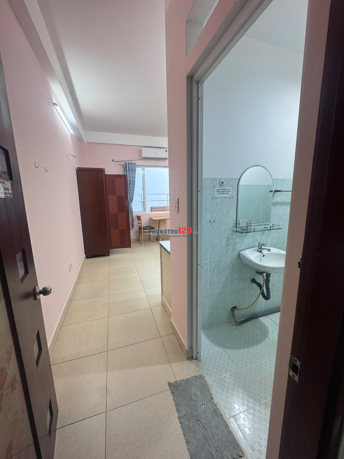 Phòng trọ 68/27 Út Tịch, gần Trường Cao đẳng Lý Tự Trọng, trung cấp Du Lịch, Học viện Hàng Không