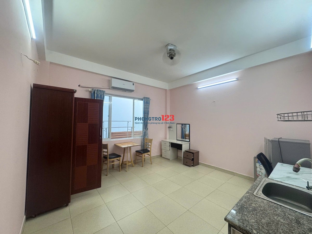 Phòng trọ 68/27 Út Tịch, gần Trường Cao đẳng Lý Tự Trọng, trung cấp Du Lịch, Học viện Hàng Không