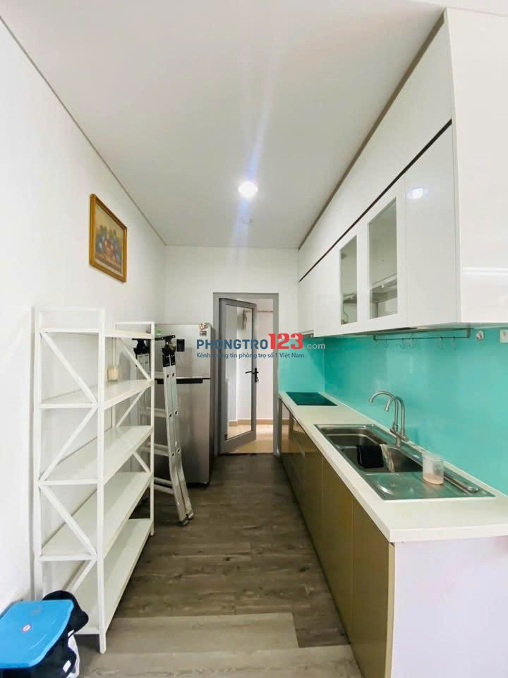 Cho thuê C/c Phúc Yên Full nội thất 2 PN/2wc/74m2 giá 9,5 tr/th nhà trống sẵn.