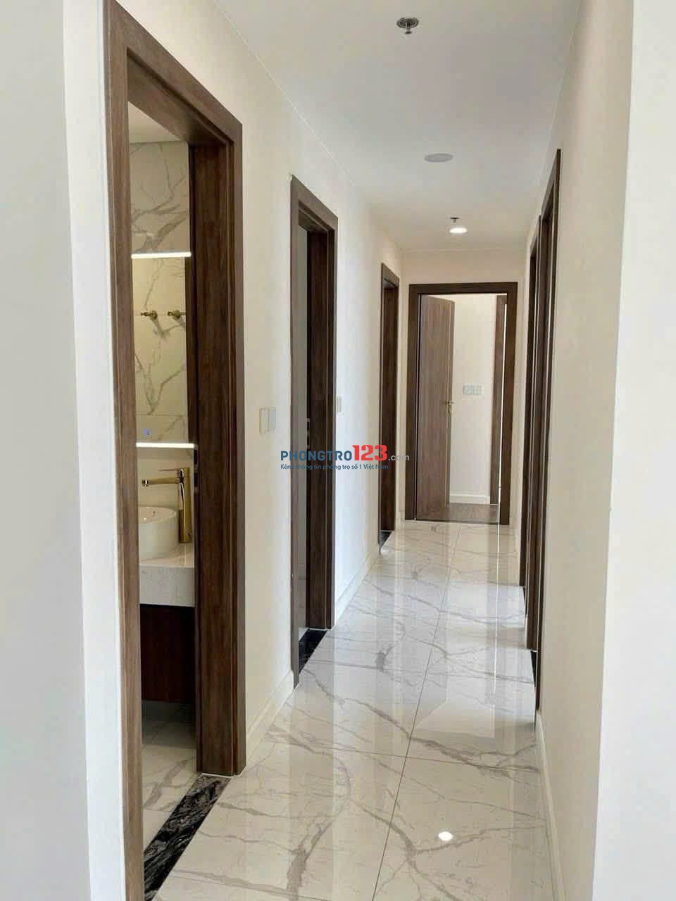 Chung cư Bàu Cát 2 (thang máy) 3PN ko Nội thất giá 10,5 triệu/th