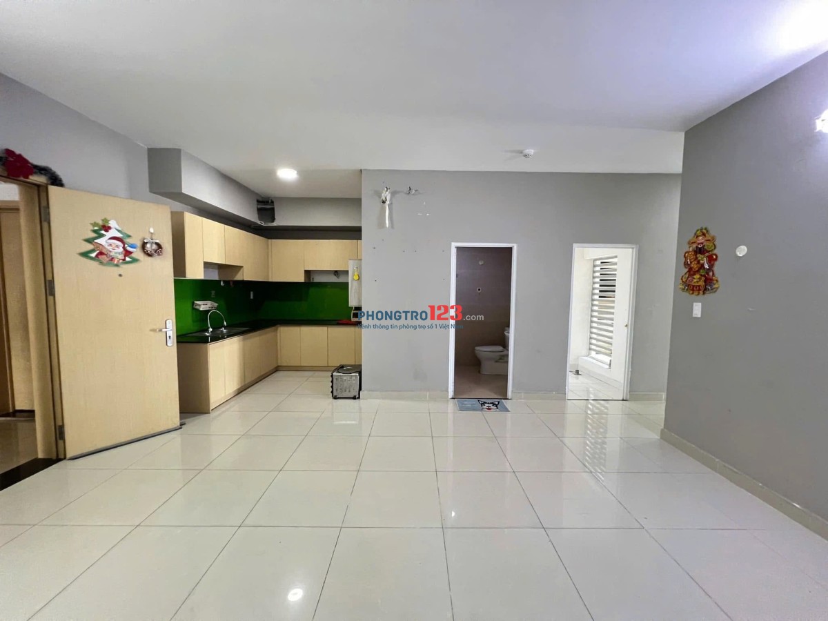 Cho thuê chung cư Hoa Sen, 262 Lạc Long Quân - 3PN, 110m2 giá thuê 14tr5/tháng