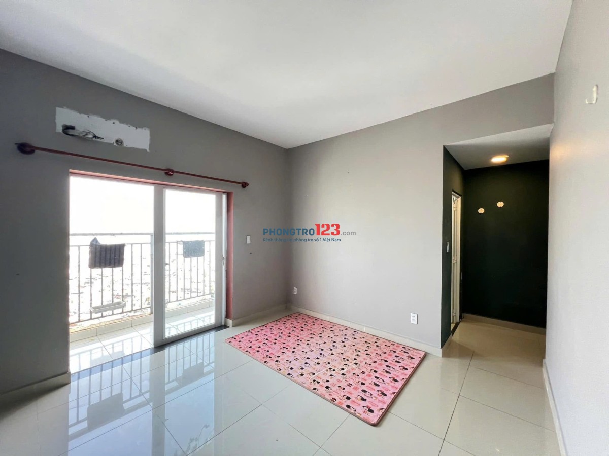 Cho thuê chung cư Hoa Sen, 262 Lạc Long Quân - 3PN, 110m2 giá thuê 14tr5/tháng