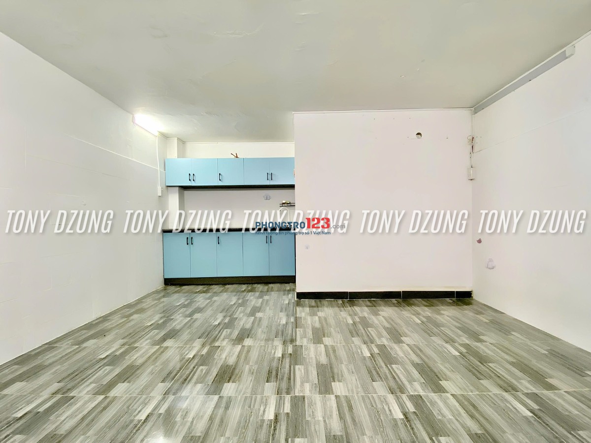 PHÒNG STUDIO CÓ 2 CỬA SỔ - SẴN KỆ BẾP, TỦ BẾP - GẦN CĐ FPT POLYTECHNIC - NGAY QUANG TRUNG