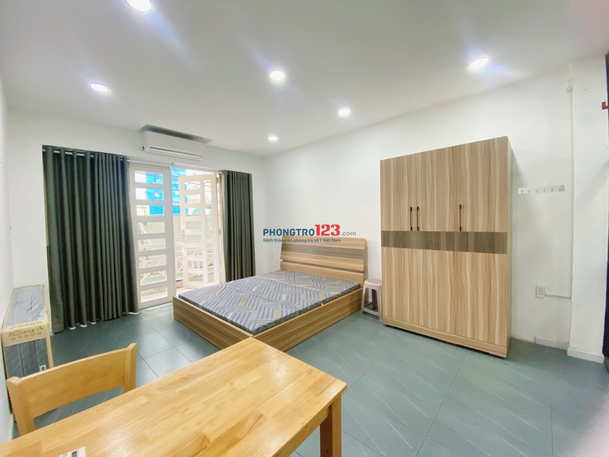 1PN TÁCH BẾP + BAN CÔNG FULL NỘI THẤT GẦN VLU – HUTECH – UEF