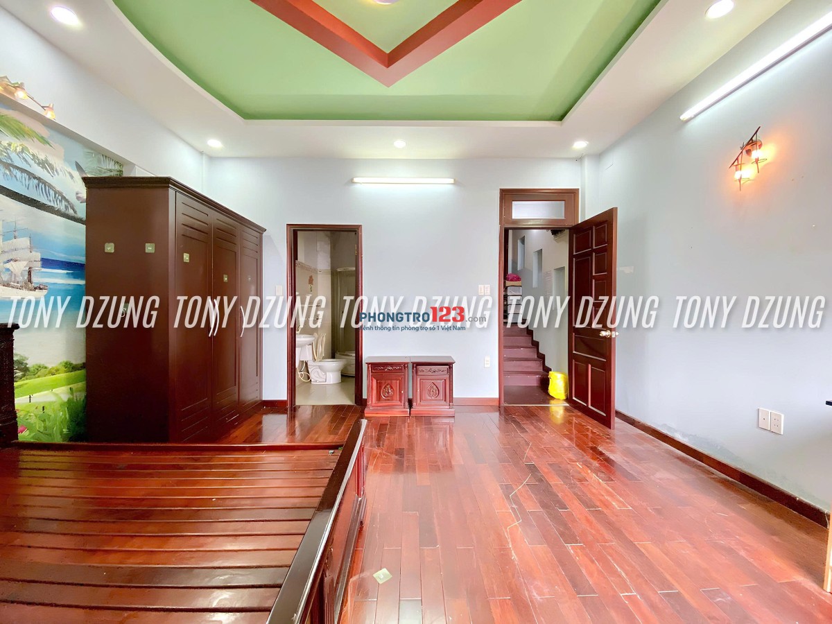 PHÒNG BAN CÔNG, CỬA SỔ- SIÊU RỘNG - FULL NỘI THẤT CAO CẤP - LẦU 1 - GẦN VINCOM PHAN VĂN TRỊ