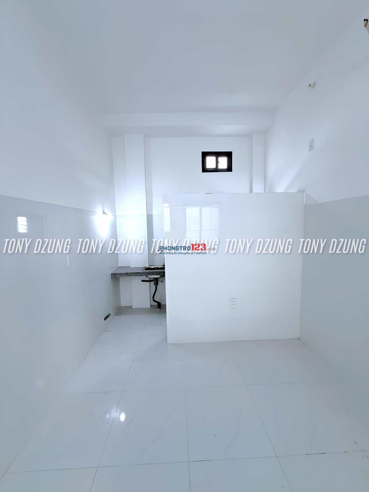 PHÒNG MỚI CÓ CỬA SỔ THOÁNG MÁT - CÓ KỆ BẾP - NGAY GẦN VINCOM QUANG TRUNG - BV HỒNG ĐỨC