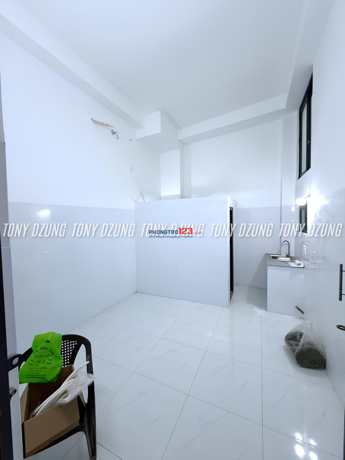 PHÒNG MỚI CÓ CỬA SỔ THOÁNG MÁT - CÓ KỆ BẾP - NGAY GẦN VINCOM QUANG TRUNG - BV HỒNG ĐỨC