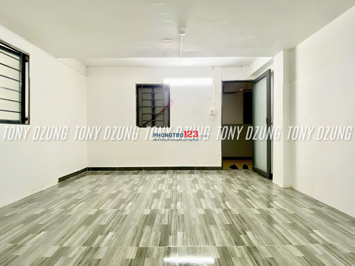 PHÒNG STUDIO CÓ 2 CỬA SỔ - SẴN KỆ BẾP, TỦ BẾP - GẦN CĐ FPT POLYTECHNIC - NGAY QUANG TRUNG