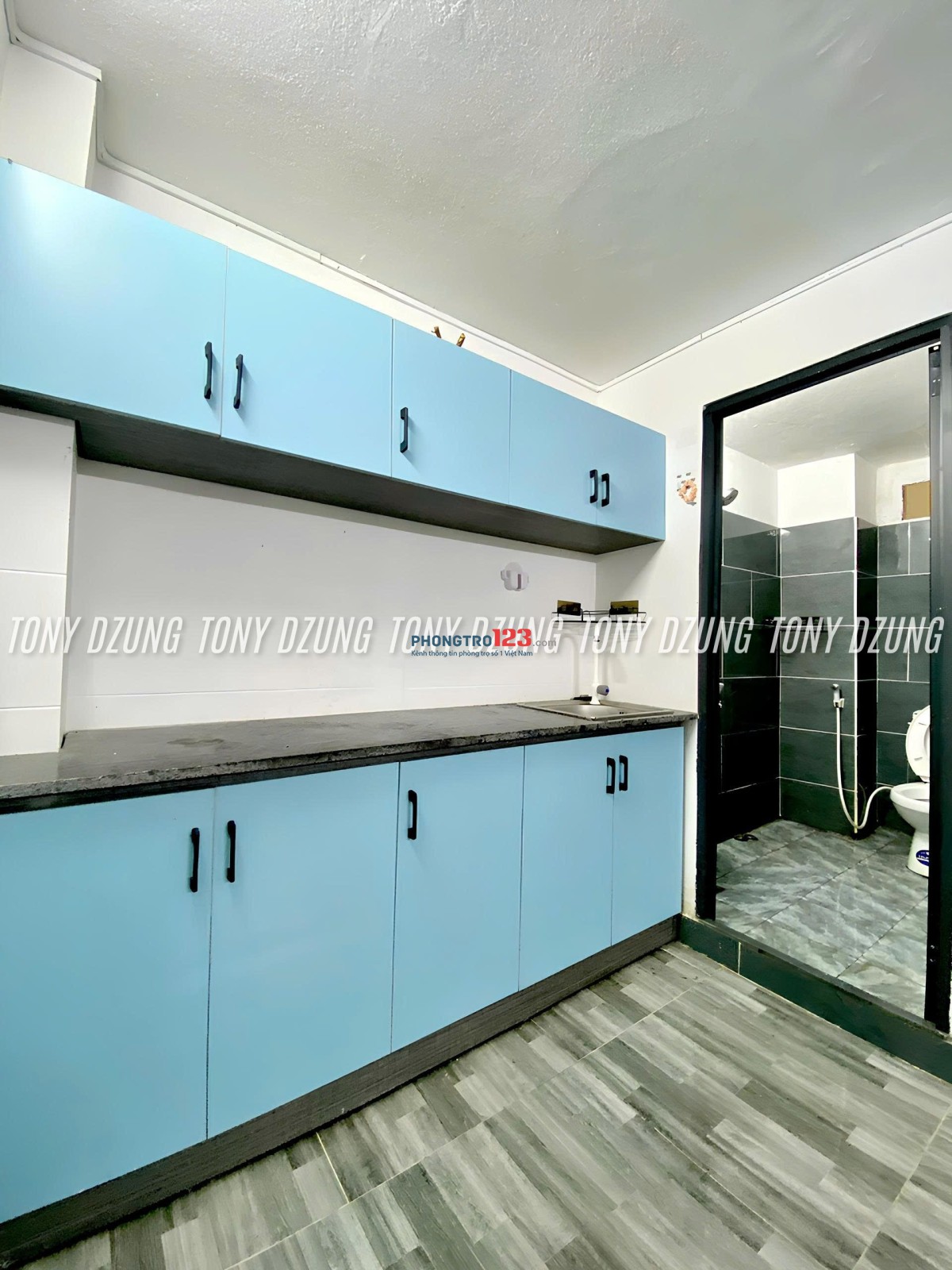 PHÒNG STUDIO CÓ 2 CỬA SỔ - SẴN KỆ BẾP, TỦ BẾP - GẦN CĐ FPT POLYTECHNIC - NGAY QUANG TRUNG