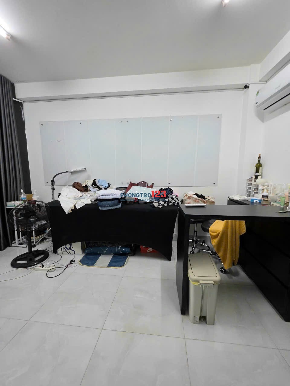 Chính Chủ Cho Thuê Phòng 30m2 - Hoàng Hoa Thám - CHỈ TÍNH ĐIỆN 3k5, NƯỚC 100k/ng