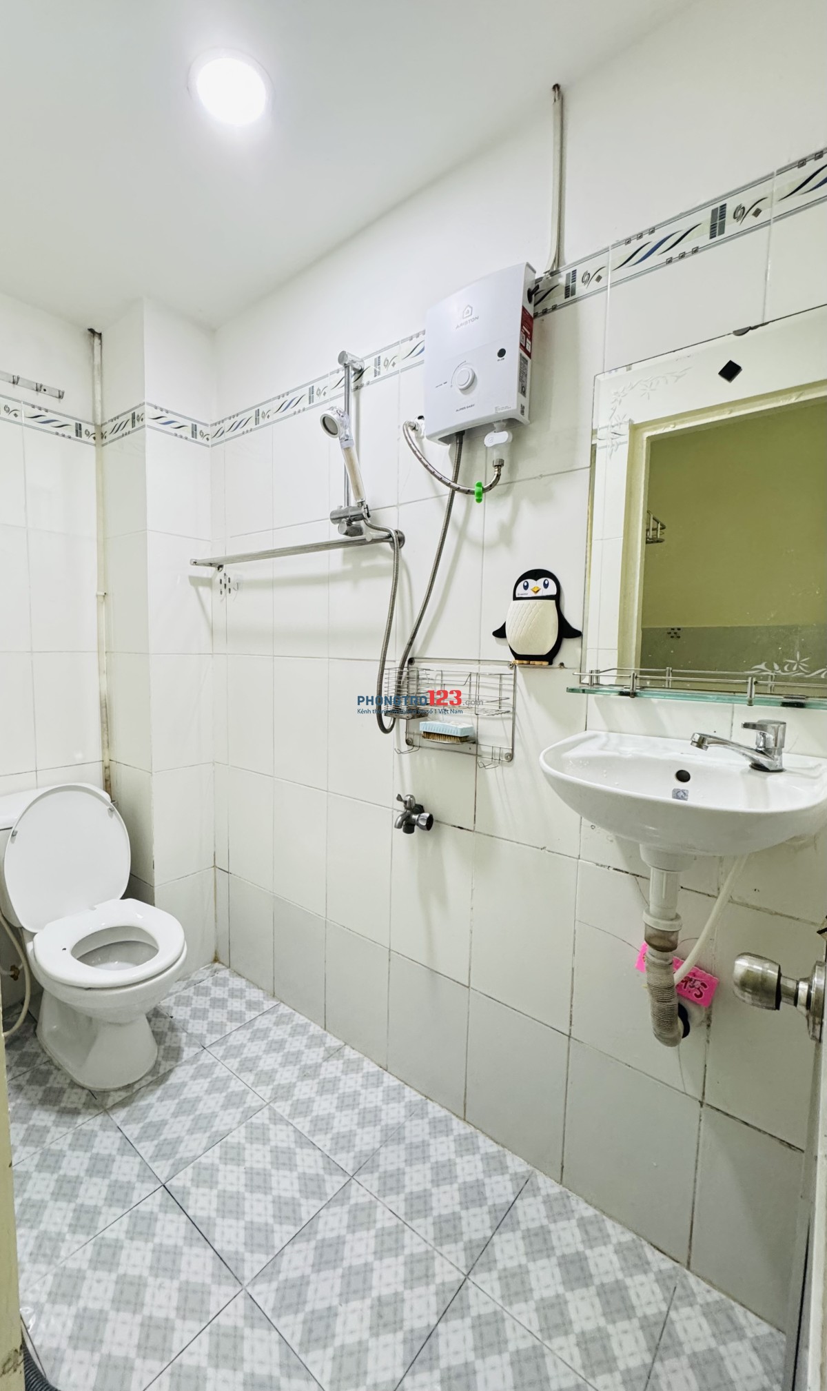 NHÀ NC MỚI 2PN GẦN CẦU THỦ THIÊM GIÁP QUẬN 1