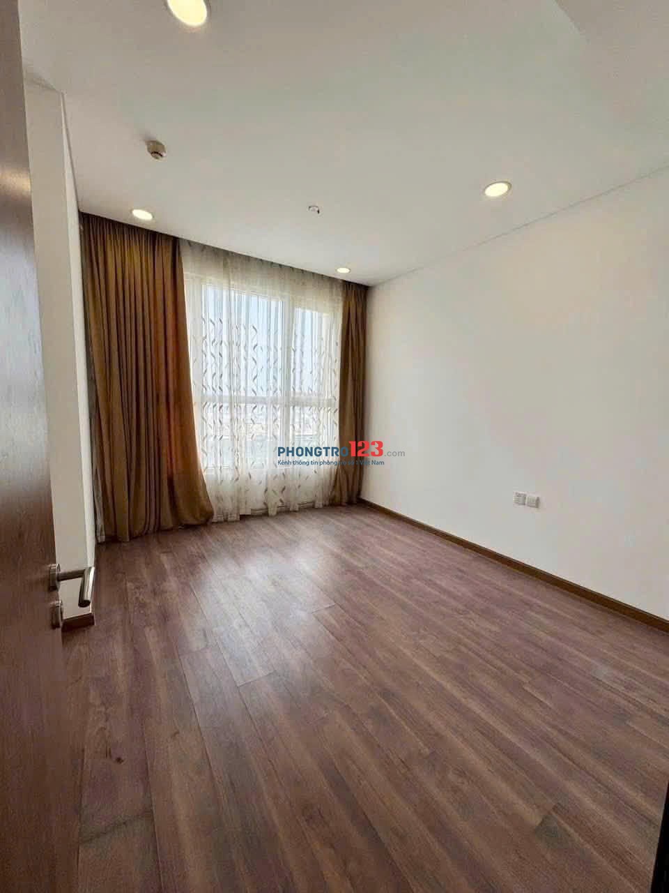 Cho thuê C/c Âu Cơ Tower-Tân Phú, 3PN, 97m2, ko nội thất giá 10 tr/th.