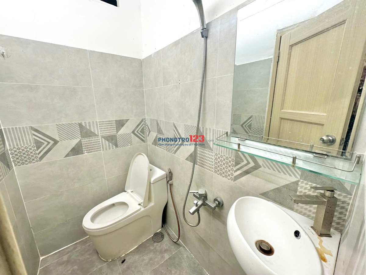 Nội thất y hình gần ĐH Công Thương giá 2,9tr có máy lạnh - Nguyễn Thị Tú Bình Tân