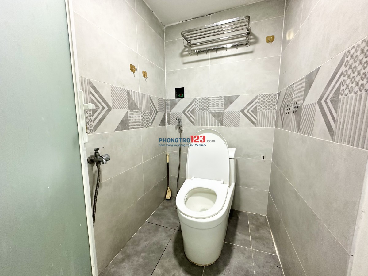 2,7tr/ tháng gần đại học Công Thương, có gác nội thất cơ bản