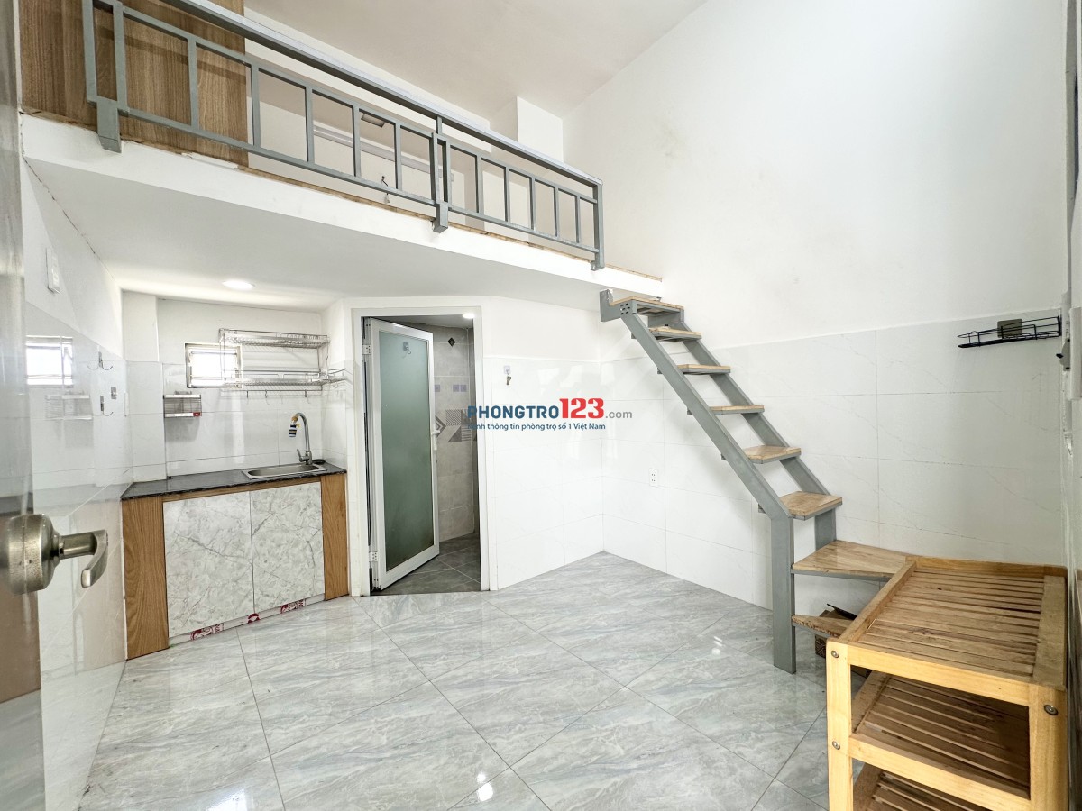 2,7tr/ tháng gần đại học Công Thương, có gác nội thất cơ bản