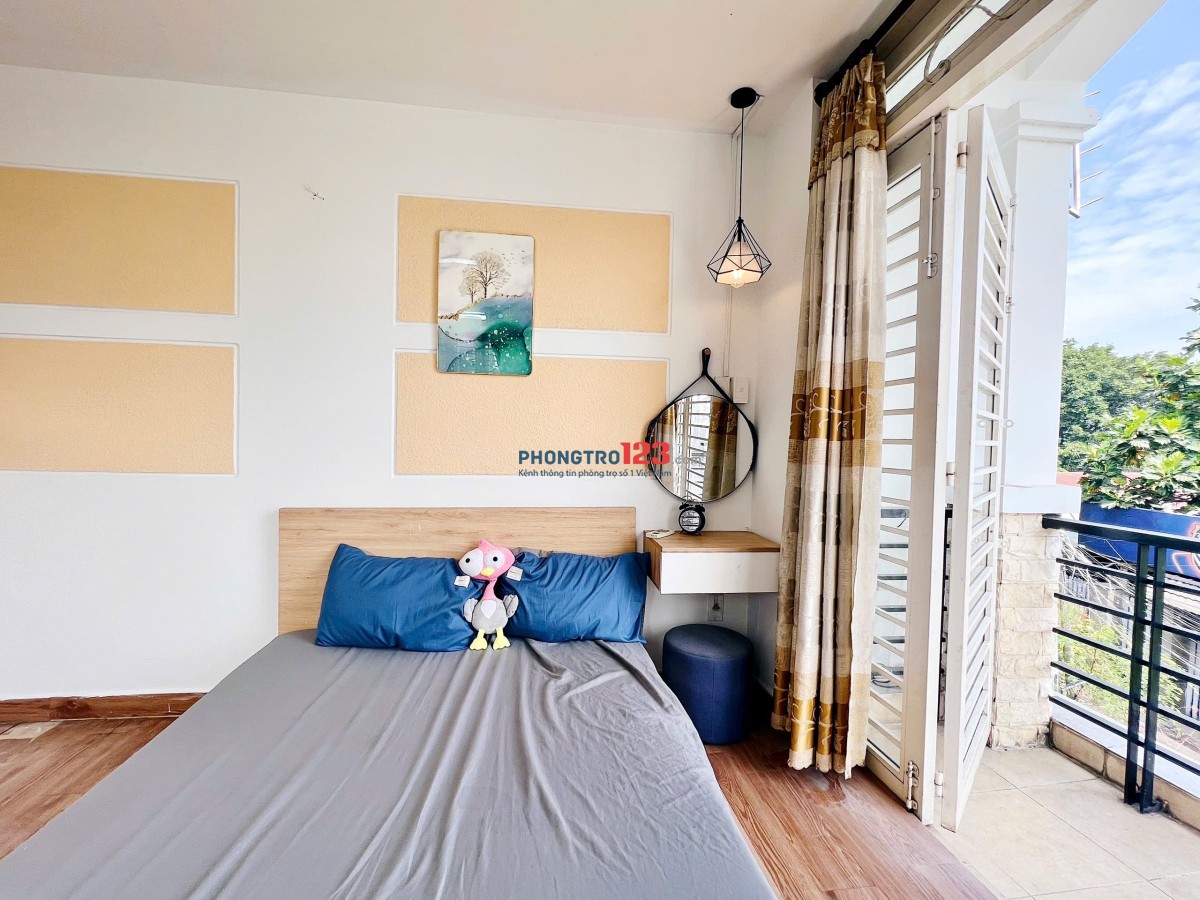 CHO THUÊ STUDIO BAN CÔNG MÁY GIẶT RIÊNG FULL NỘI THẤT GẦN VLUCS3 5tr9