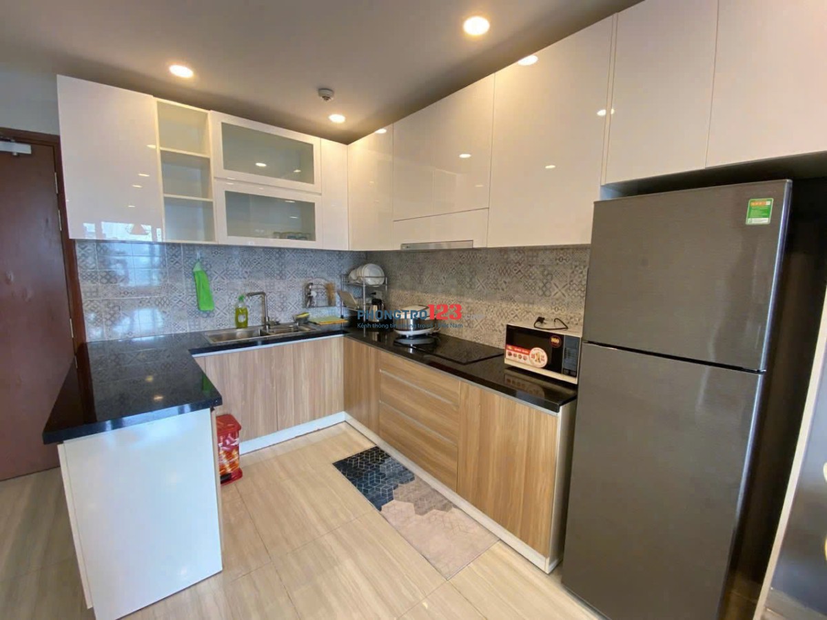 Căn 2p ngủ sẵn nội thất- Cộng Hòa Garden giá 14tr/tháng