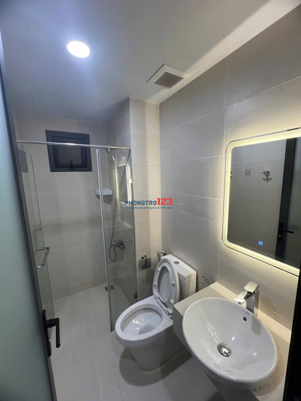 Căn 2p ngủ sẵn nội thất- Cộng Hòa Garden giá 14tr/tháng