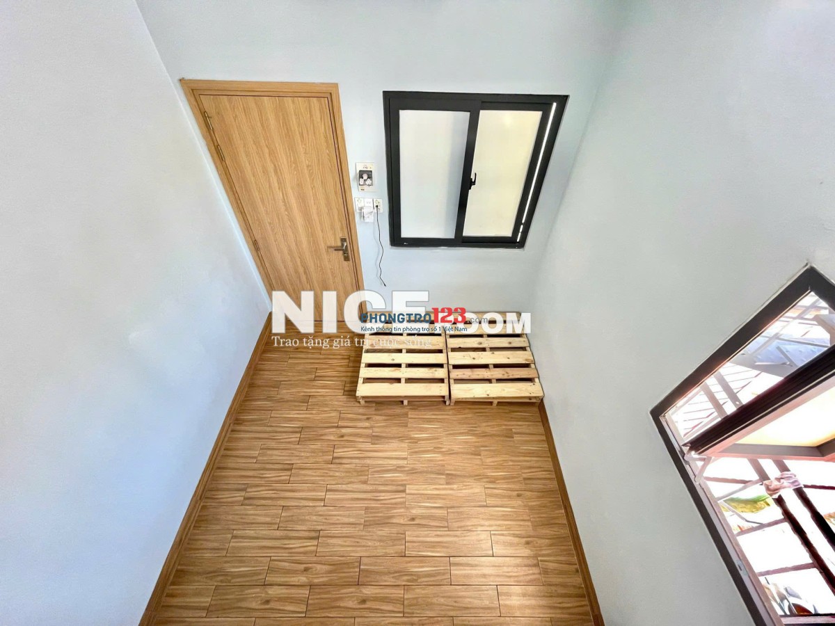 Cho thuê phòng gác lửng 2 không gian ngủ, cửa sổ – Xô Viết Nghệ Tĩnh, Bình Thạnh gần UTH, FTU2, UEF