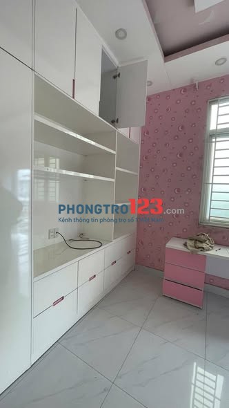 Cần tìm 1 bạn Nam ở ghép ở khu vực Dĩ An, Bình Dương gần làng đại học.