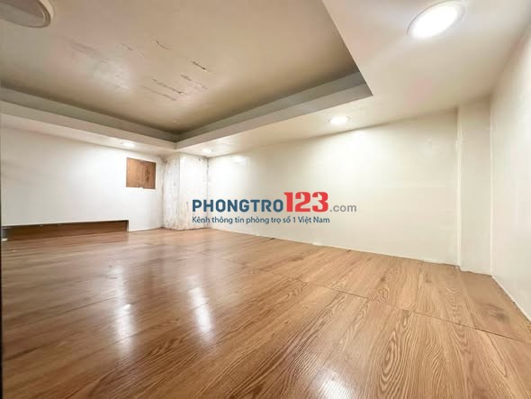 Phòng trọ 2tr8 cách ĐH Công Thương 10 phút hẻm 666 Lê Trọng Tấn