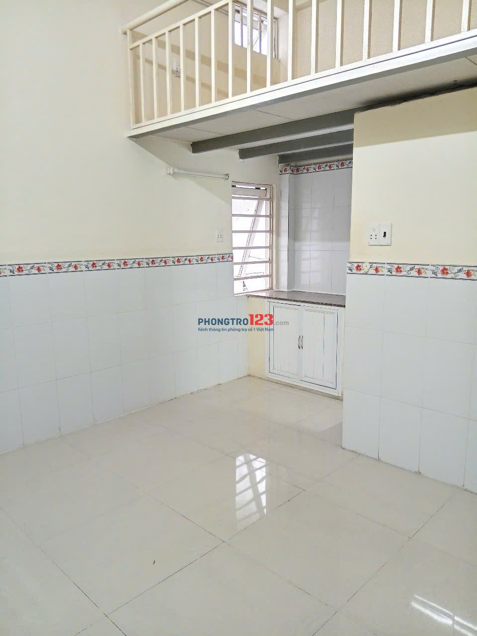 Cho thuê phòng trọ có ban công tại Nguyễn Duy Trinh, Quận 2
