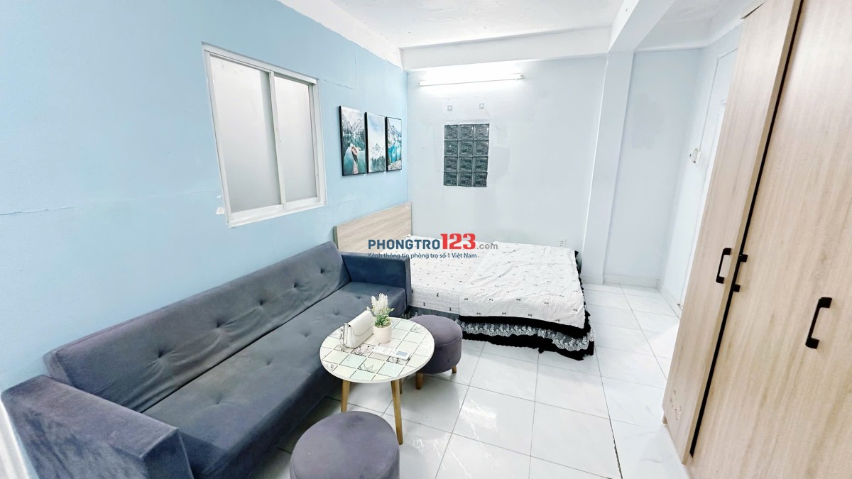 Cho thuê phòng trọ 1pn tách bếp , full nội thất , không gian rộng rãi đường XVNT gần GTVT, UEF, HUTE