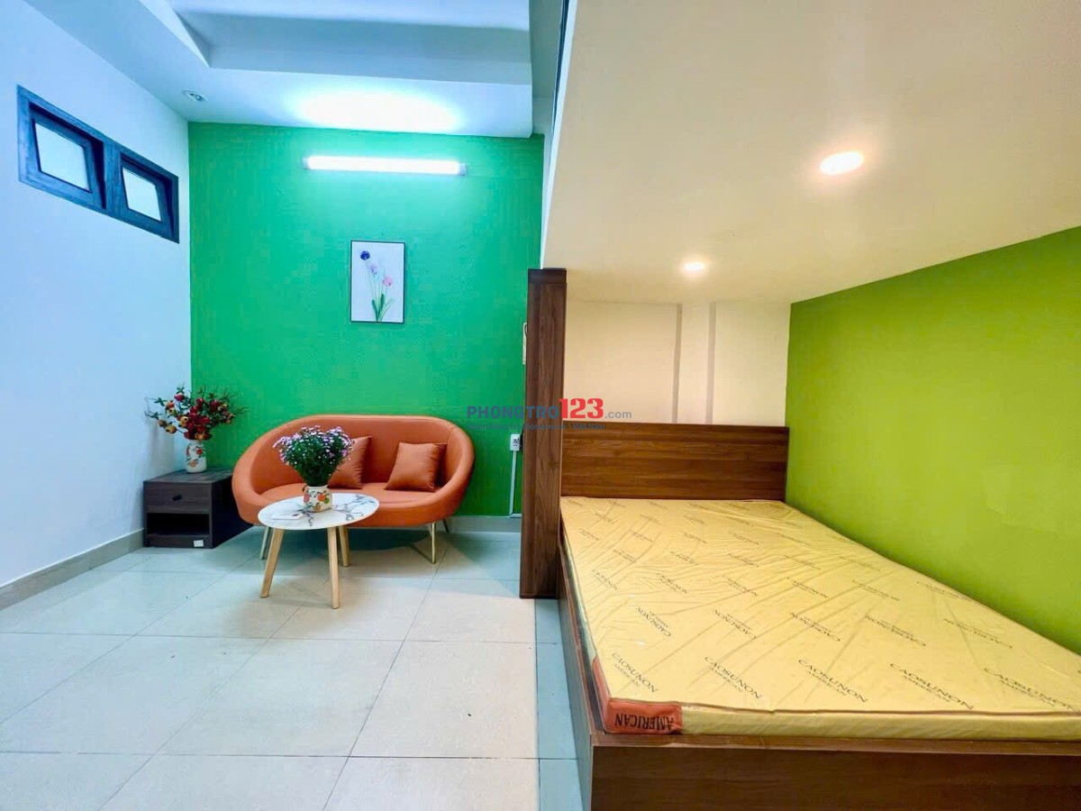 PHÒNG CÓ GÁC CAO TÁCH BẾP 2 PHÒNG 4 NGƯỜI Ở VÔ TƯ ở Chu Văn An Bình Thạnh gần UTH UEF HUTECH