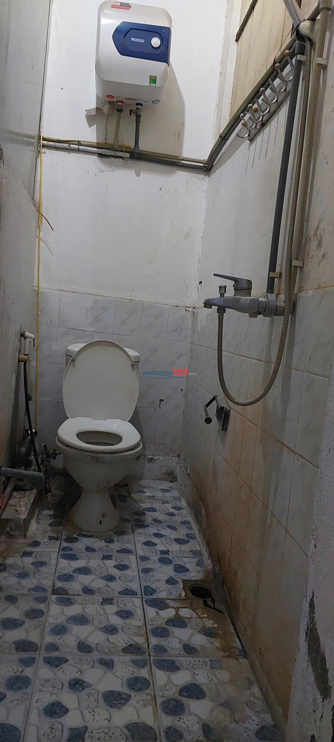Phòng trọ khép kín dài rộng 20m2 Cầu Diễn