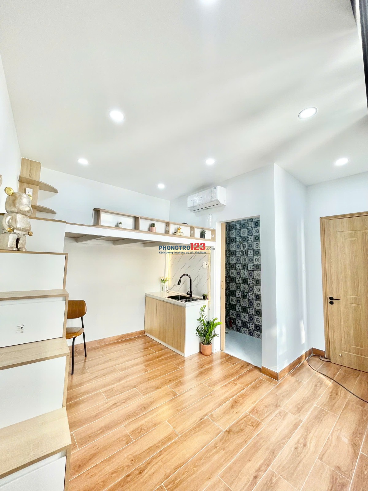 Cho thuê phòng gác lửng rộng, cửa sổ lớn, full NT – Bình Thạnh, gần Hàng Xanh VLU, IUH, FTU2, UTH