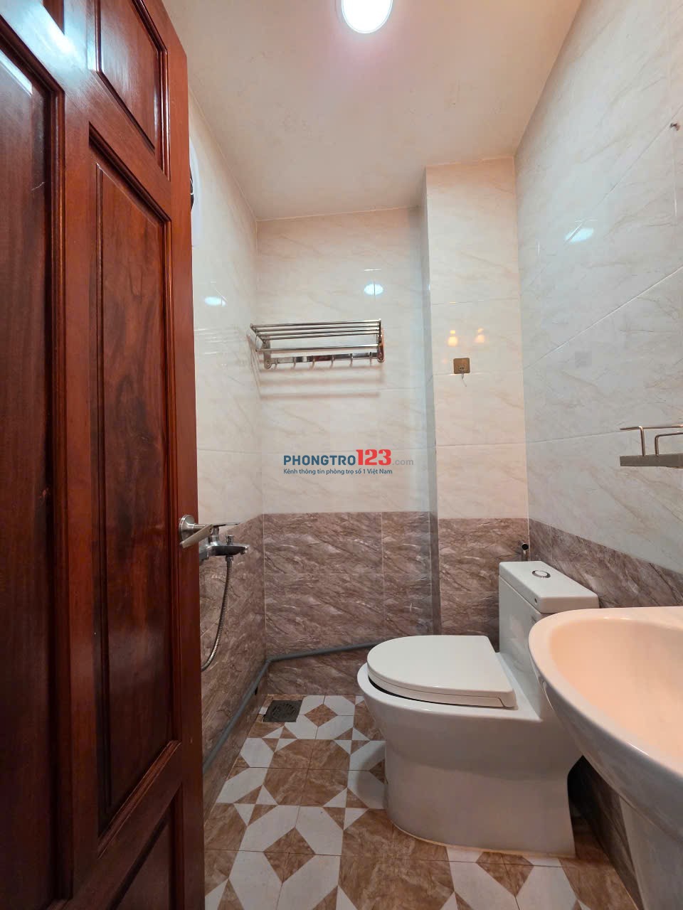 CHO THUÊ PHÒNG STUDIO FULL NỘI THẤT - GẦN ĐH VĂN LANG