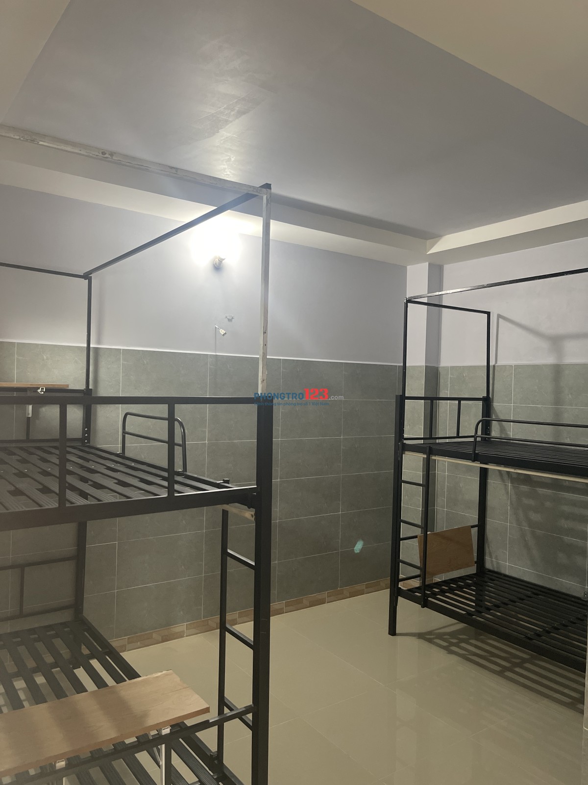 Cho thuê phòng trọ , ký túc xá mới xây giá rẻ gần trường đại học