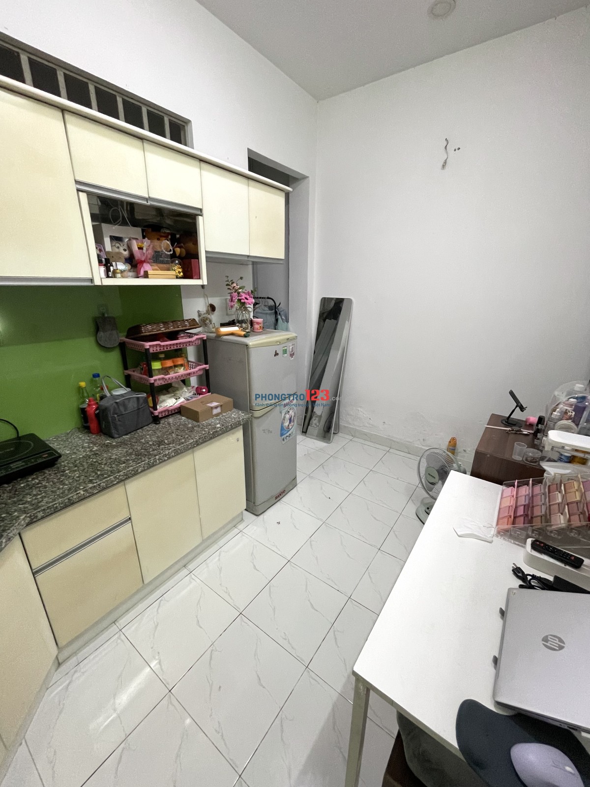 Phòng trọ 2tr3 Tân Phú giá rẻ gần VHU, HUIT