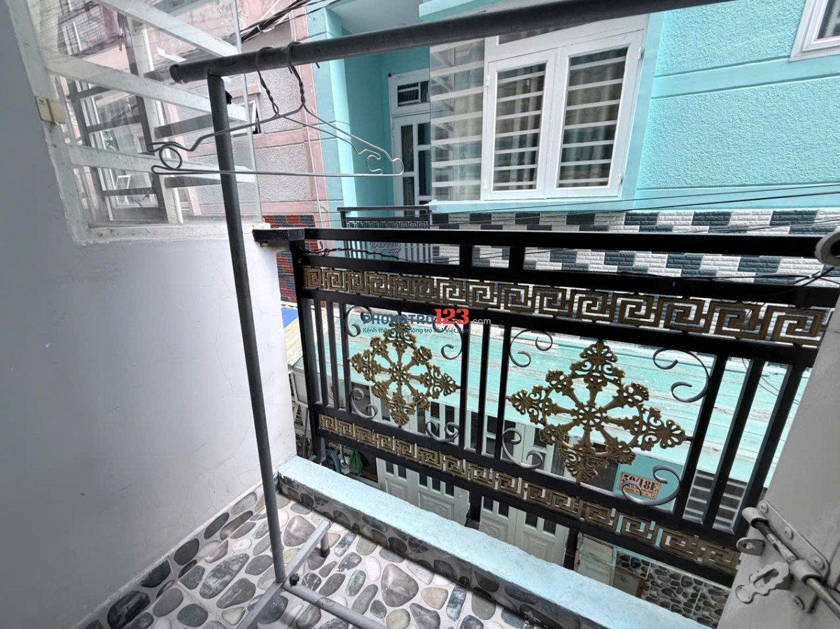 Nhà cho thuê Ngay ngã tư Ga 1 trêt 2 lầu 2 Wc giá #7tr990k
