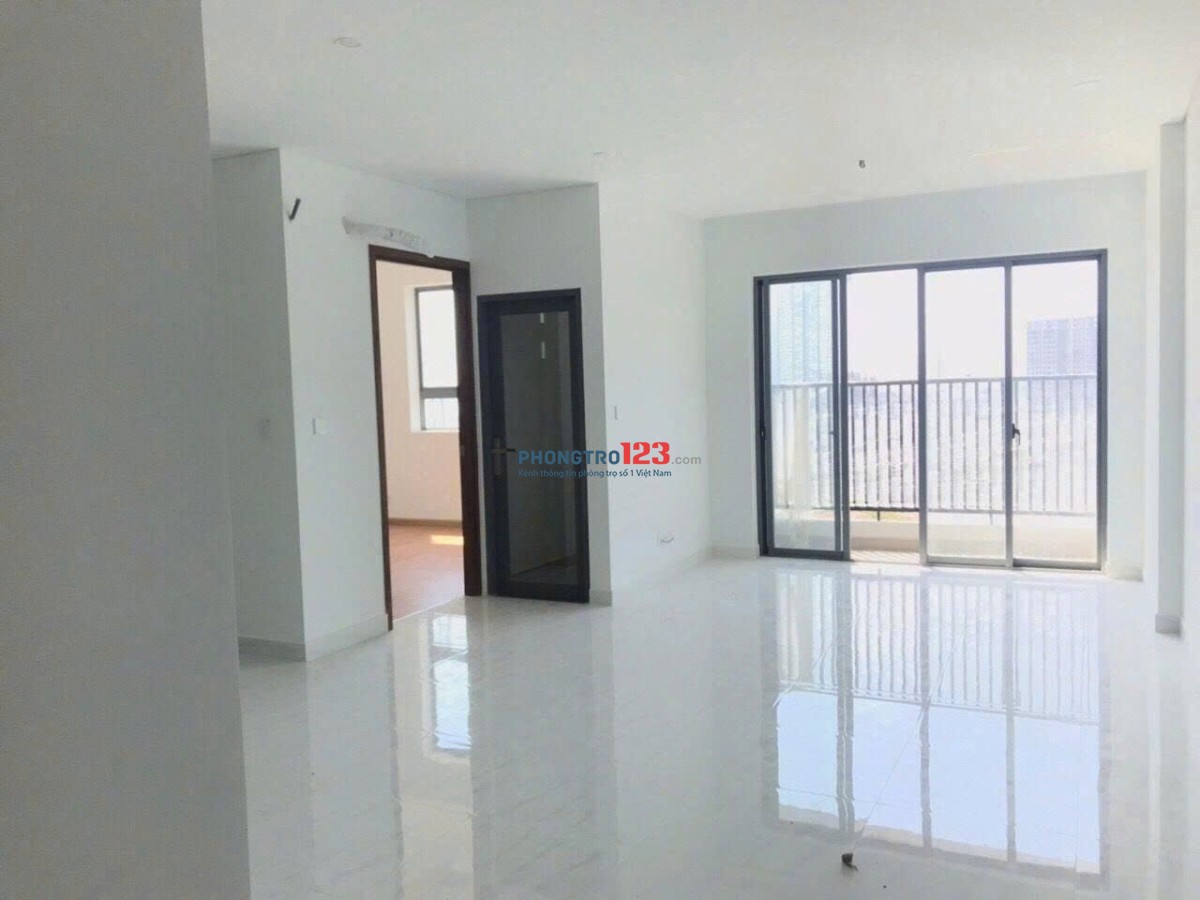 Chung Cư Bàu Cát 2 có ban công.-Thang máy, 3PN Ko nội thất 89m2 giá 10,5tr/th.
