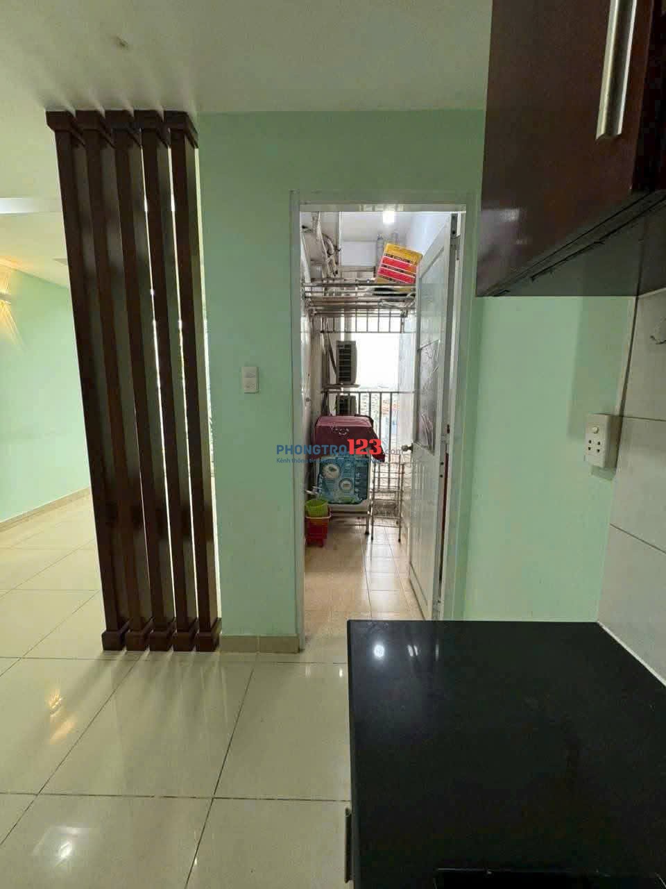 Oriental Plaza, Âu Cơ- cho thuê căn 3p ngủ giá 12tr/tháng