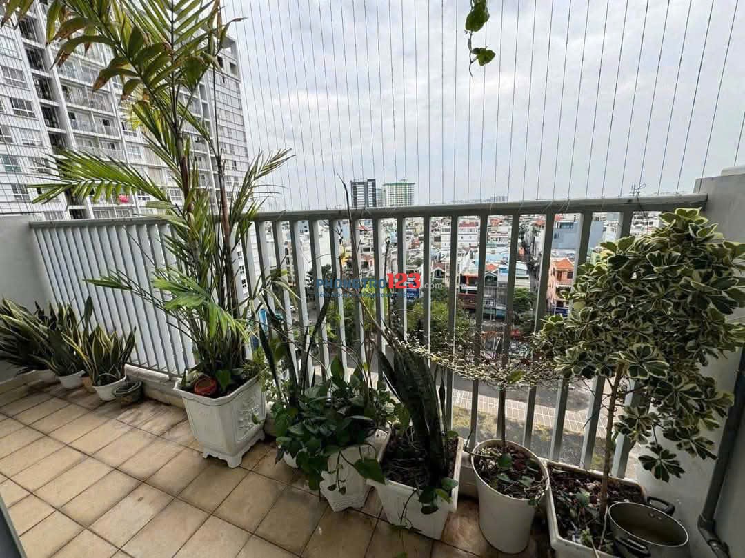 Oriental Plaza, Âu Cơ- cho thuê căn 3p ngủ giá 12tr/tháng